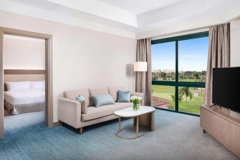 SUITE PREMIER KING BED Room, Hilton Pyramids Golf, Cairo