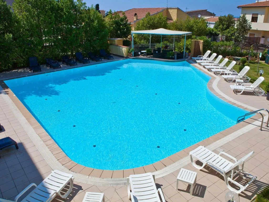 Pool, Ariadimari, Alghero