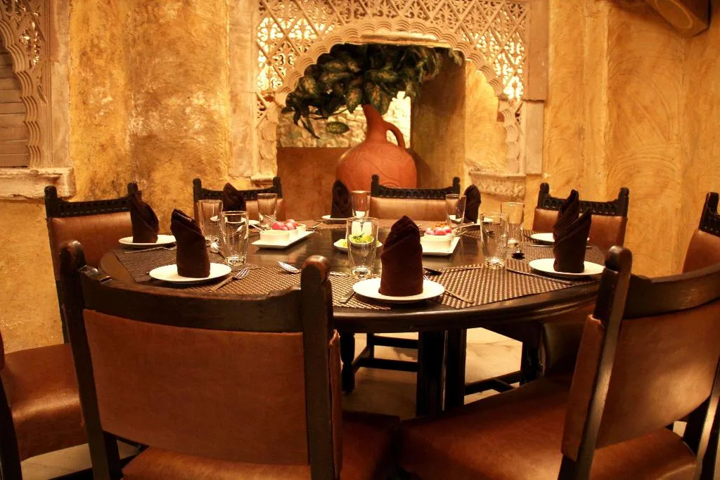 Restaurant, Dukes The Palm Dubai Hotel, Dubai