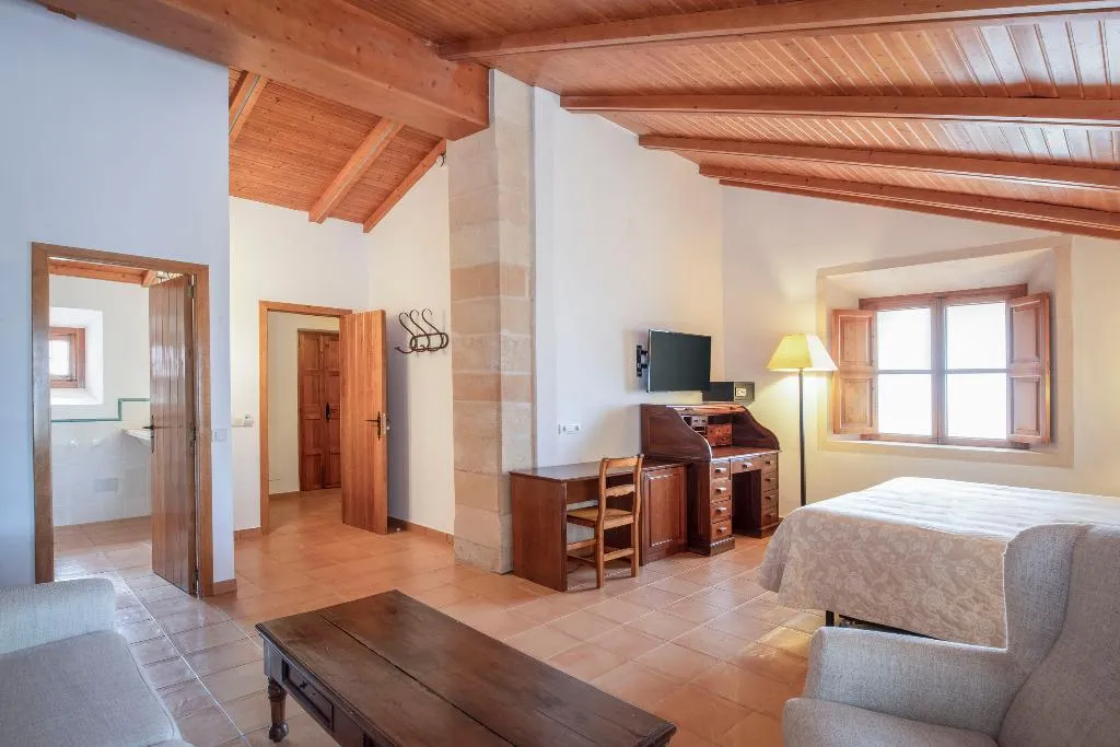 JUNIOR SUITE STANDARD Room, Finca Son Roig, Majorca