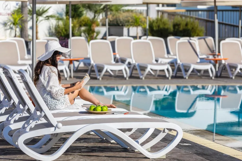 Pool, Christabelle Hotel Apartments, Cyprus