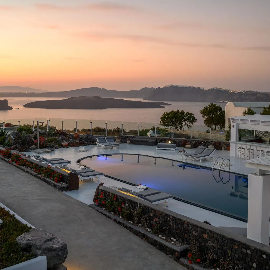 Double or Twin COMFORT Room, Kalestesia Suites, Santorini