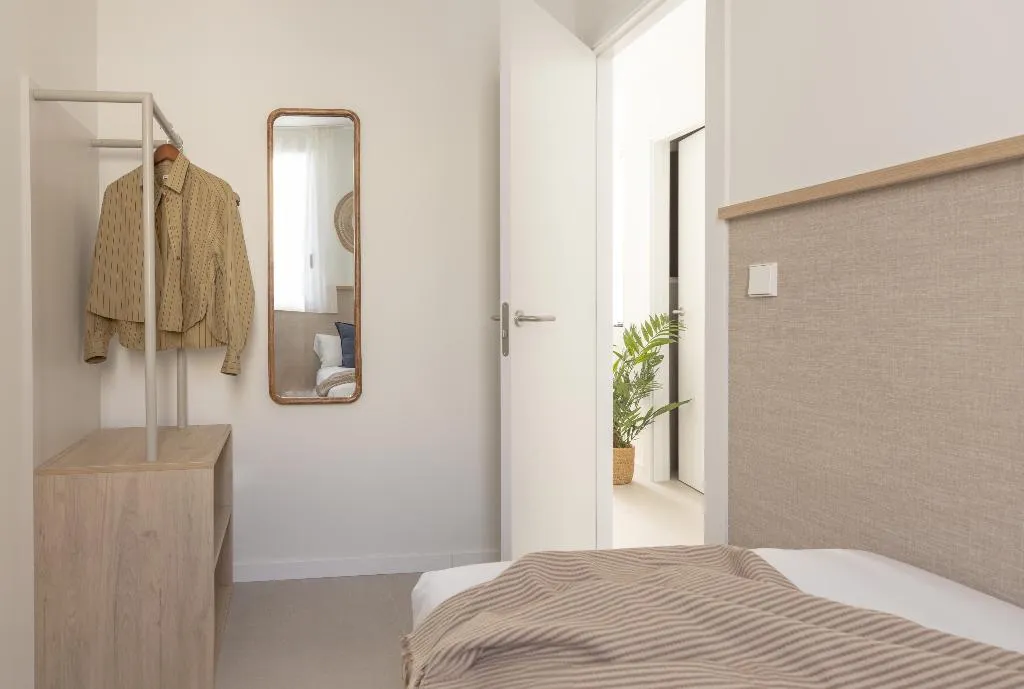 APARTMENT DELUXE TWO BEDROOM Room, Líbere Valencia Ruzafa, Valencia
