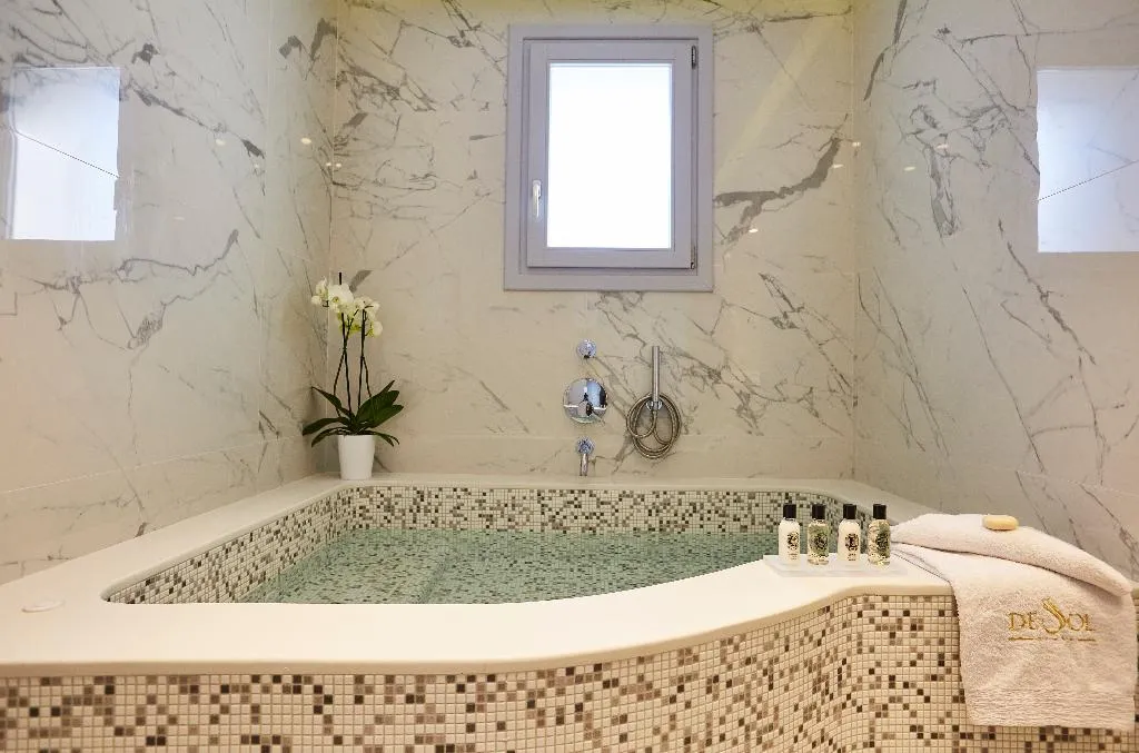 VILLA DELUXE WITH PRIVATE POOL Room, De Sol Hotel & Spa, Santorini