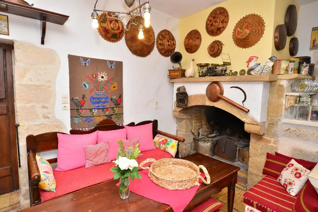 Lobby, Viglatoras Traditionals Apartments, Crete