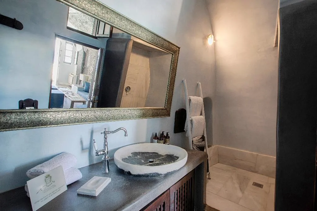 SUITE GRAND Room, Ducato Di Oia, Santorini