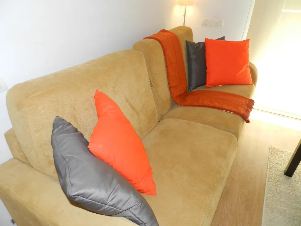 APARTMENT CAPACITY 3 Room, Travessera Parc Guell Apartamentos, Barcelona