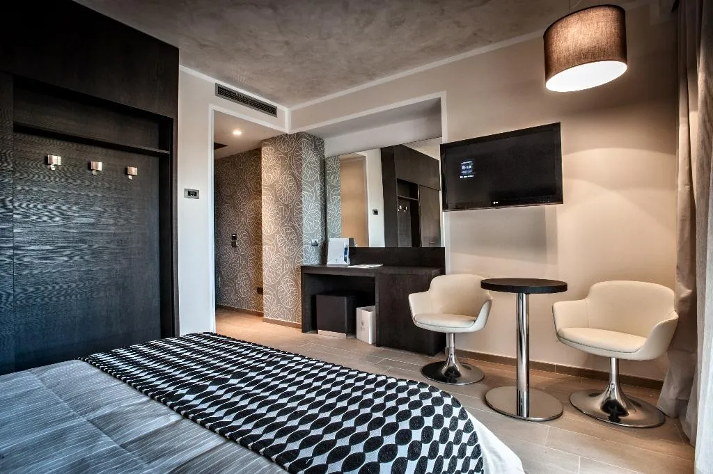 DOUBLE CLASSIC Room, Grand Hotel Resort Ma&Ma - Adults Only, Olbia
