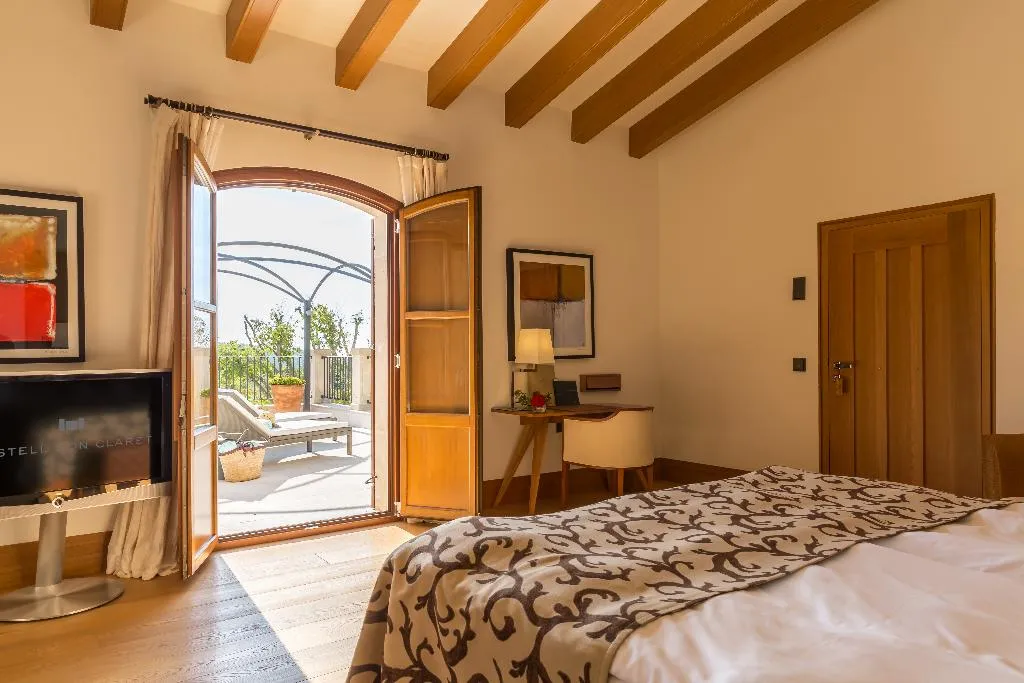 SUITE WITH TERRACE Room, Castell Son Claret, Majorca