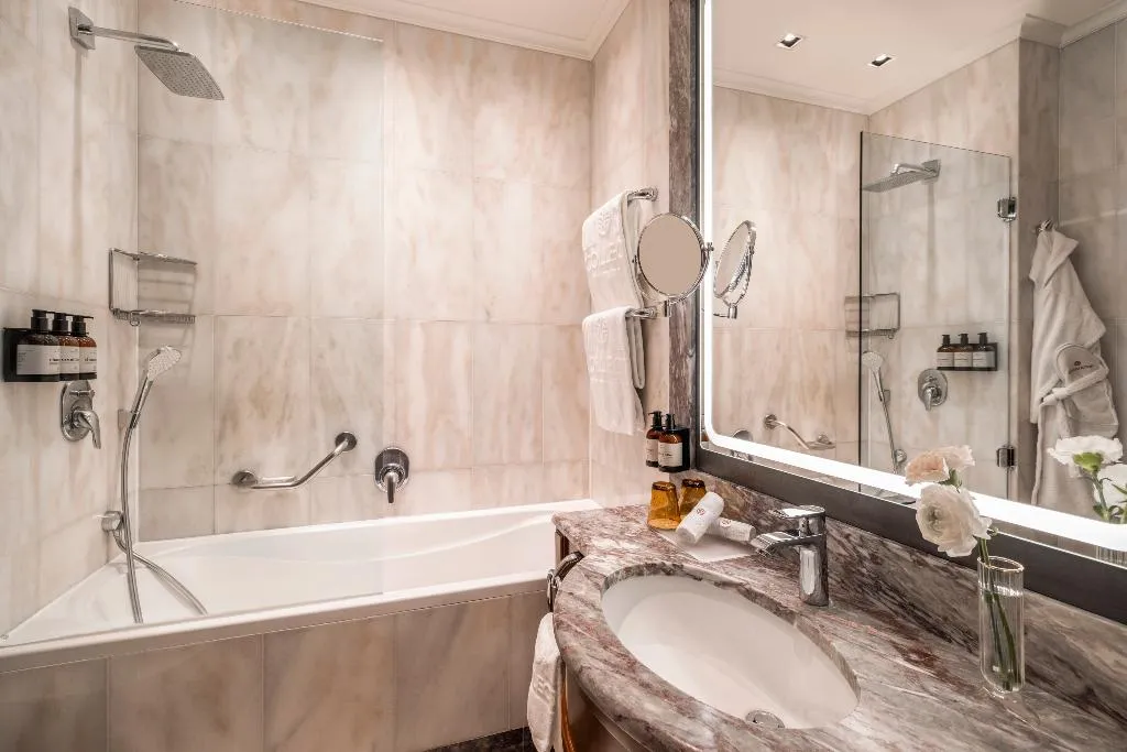 DOUBLE PREMIUM Room, NH Collection Prague Carlo IV, Prague