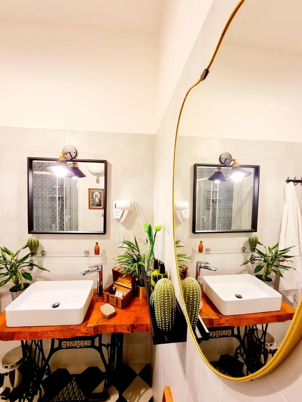 Room, Daily Napoli, Naples