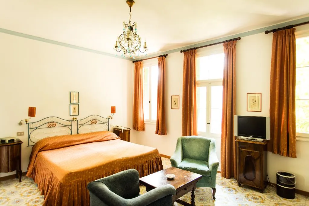 TRIPLE STANDARD Room, Residenza d'Epoca Albergo Quattro Fontane, Venice