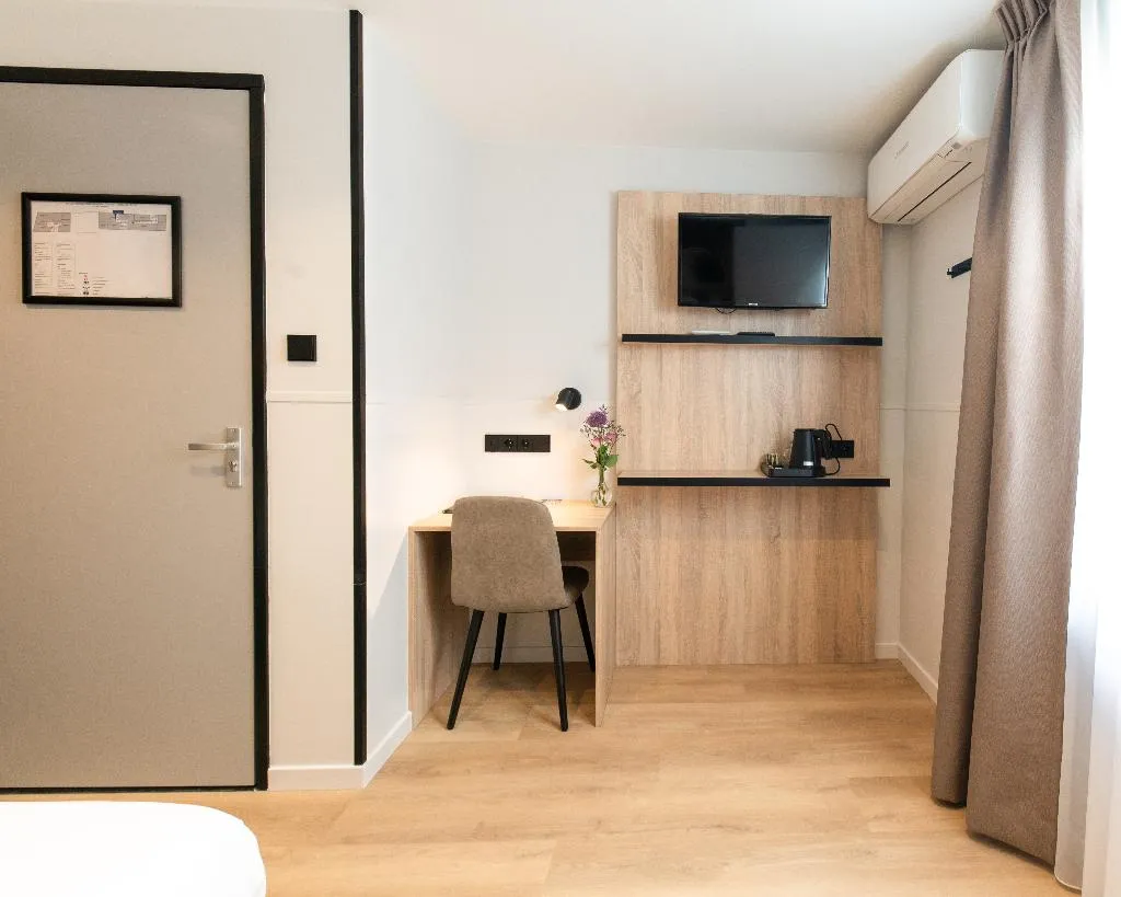 SINGLE DELUXE WITH AIR CONDITIONING Room, Hotel Van Gelder, Amsterdam