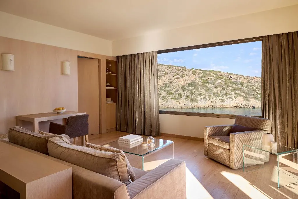 VILLA TWO BEDROOMS WITH PRIVATE POOL Room, Daios Cove, Crete