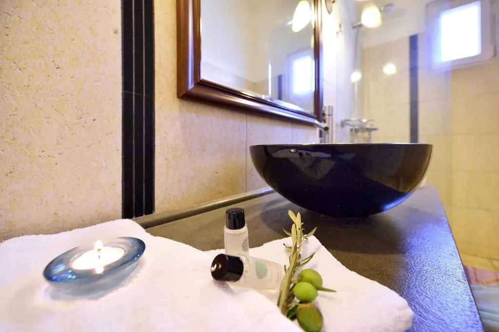 Double or Twin SUPERIOR WITH AIR CONDITIONING Room, Pelican, Mykonos