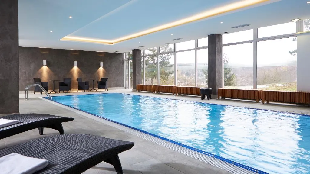 Pool, OREA Resort Santon, Prague