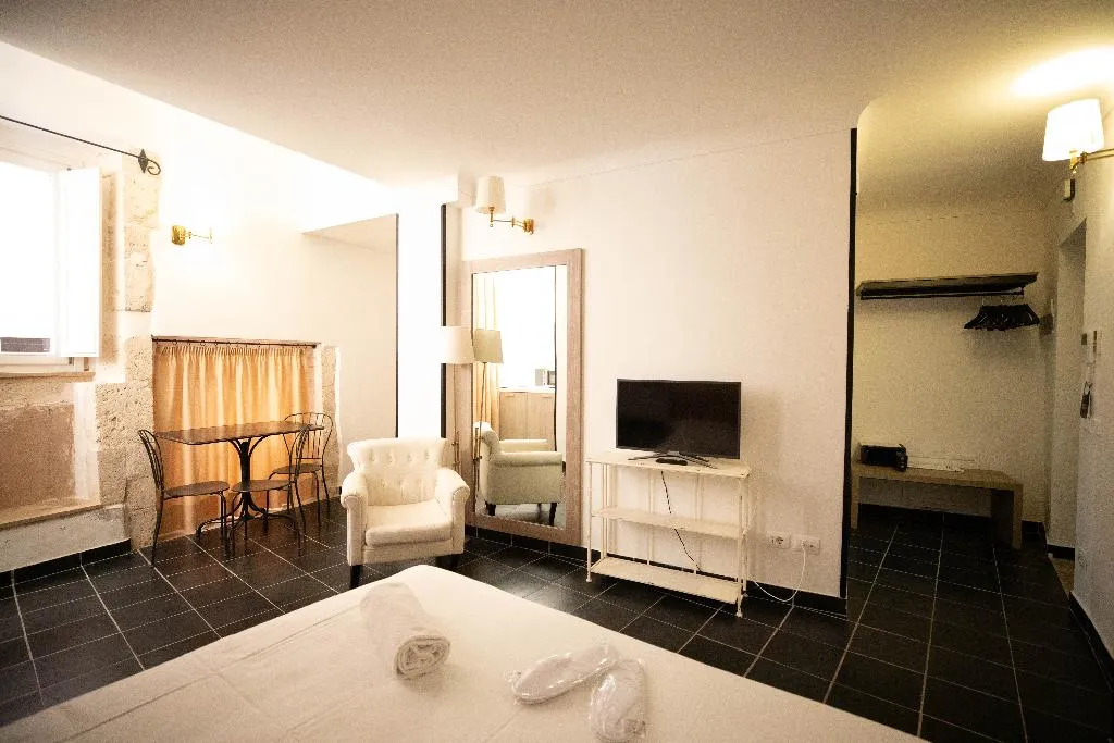 STUDIO STANDARD Room, Lanterne Magiche Ortigia, Catania