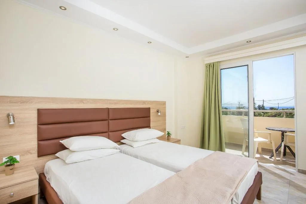 Room, Billy's Studios, Rhodes