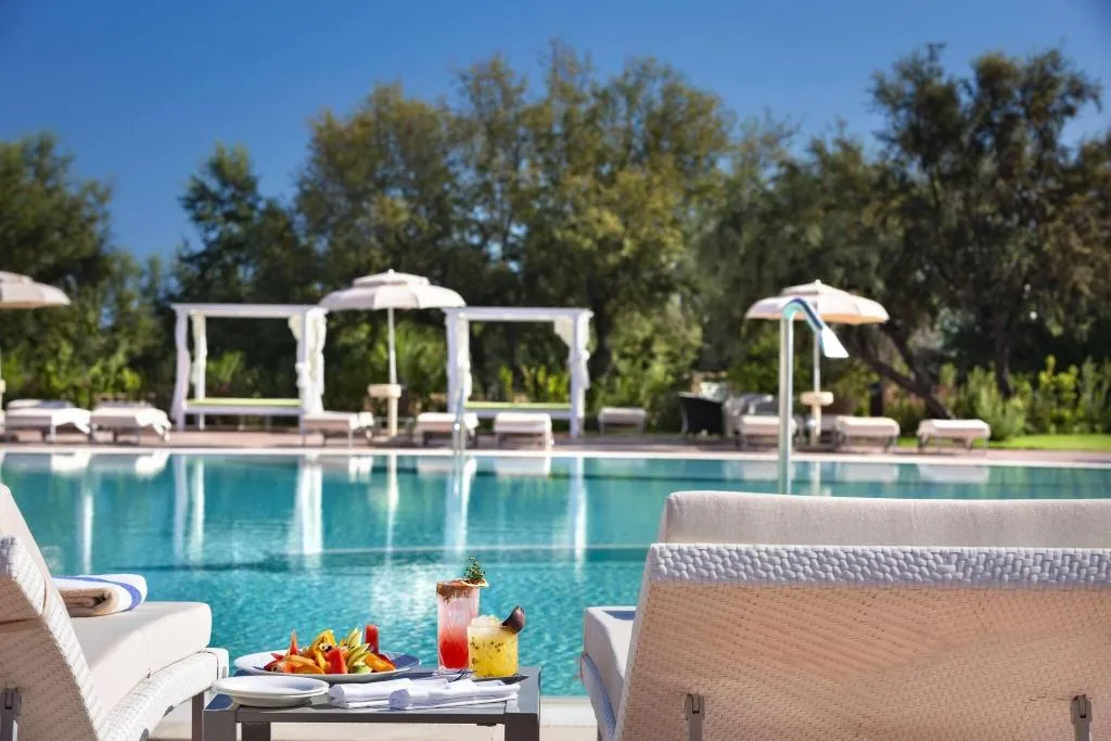 Pool, Abi d'Oru, Olbia