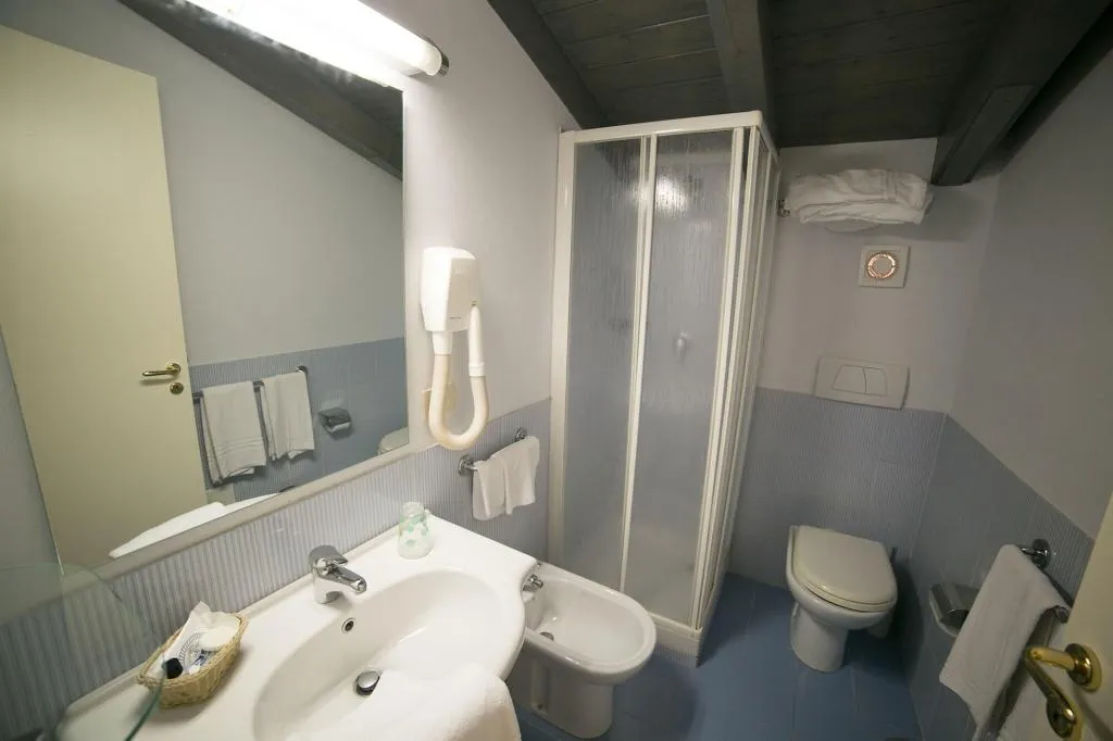 Room, Hotel Gran Bretagna, Catania