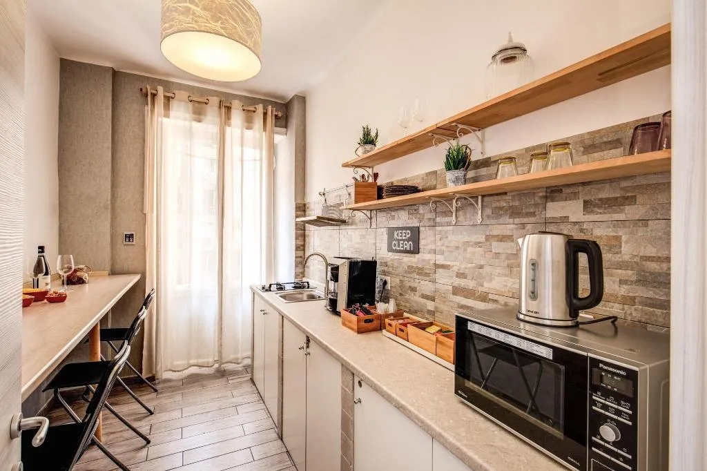 Room, Marta Inn, Rome