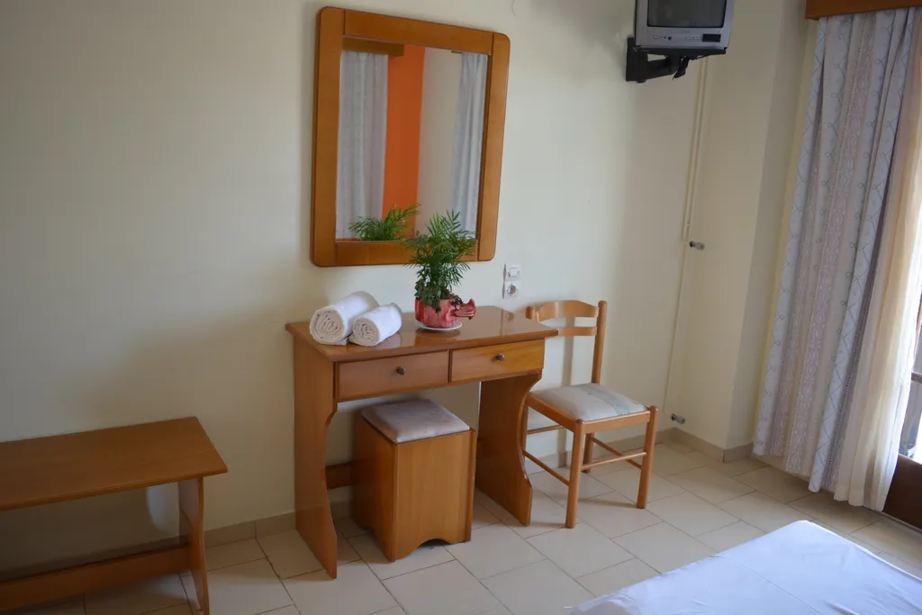 APARTMENT STANDARD Room, Montes Studios & Apartments, Zante