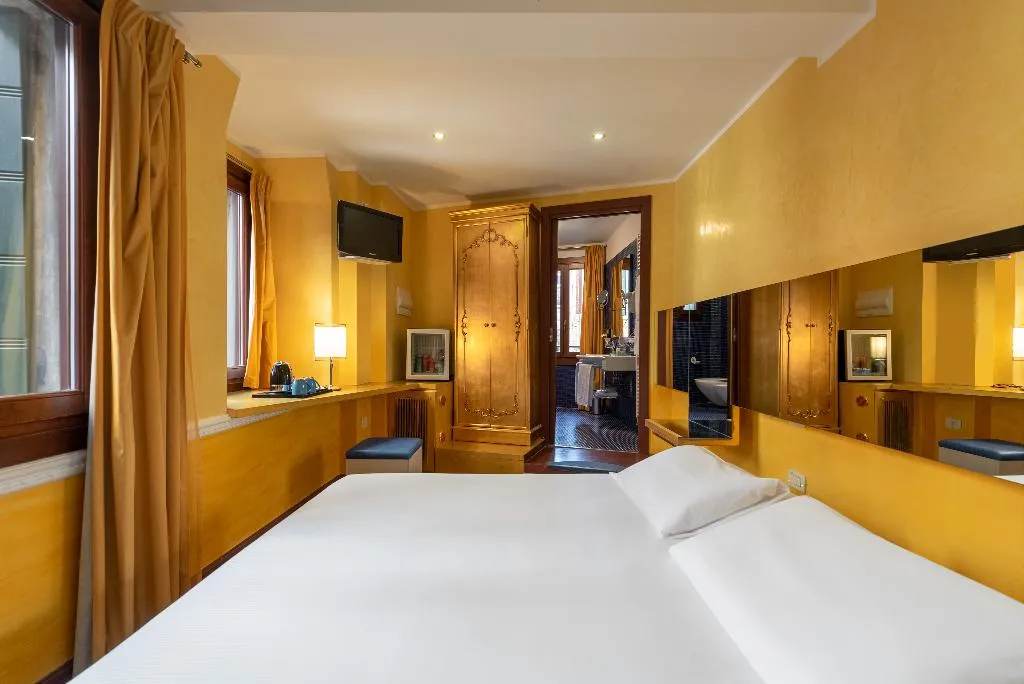 DOUBLE SUPERIOR Room, Hotel Sogno di Giulietta e Romeo, Venice