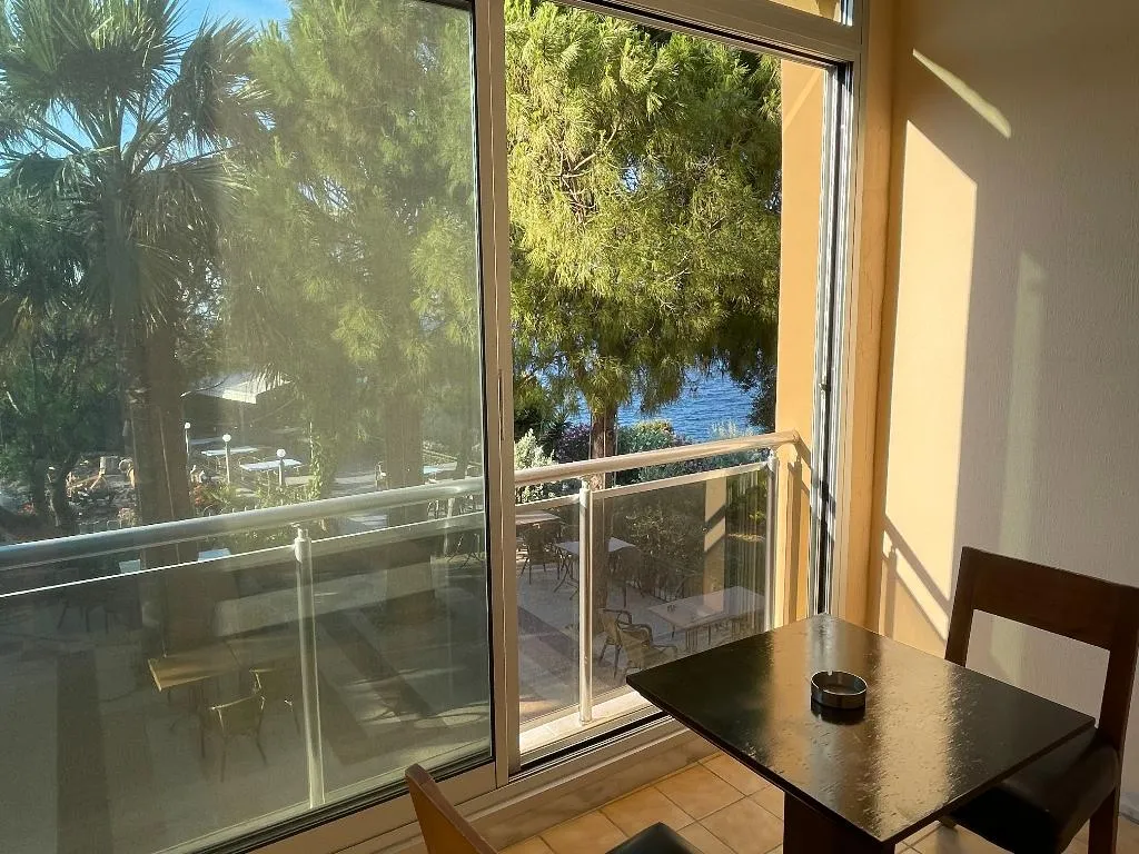 FAMILY ROOM PARTIAL SEA VIEW Room, Tayfun Hotel, Izmir