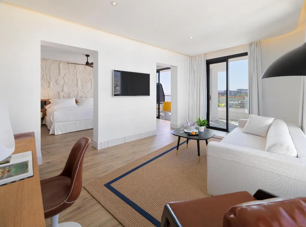 JUNIOR SUITE PREMIUM Room, H10 Atlantic Sunset Horizons Collection, Tenerife