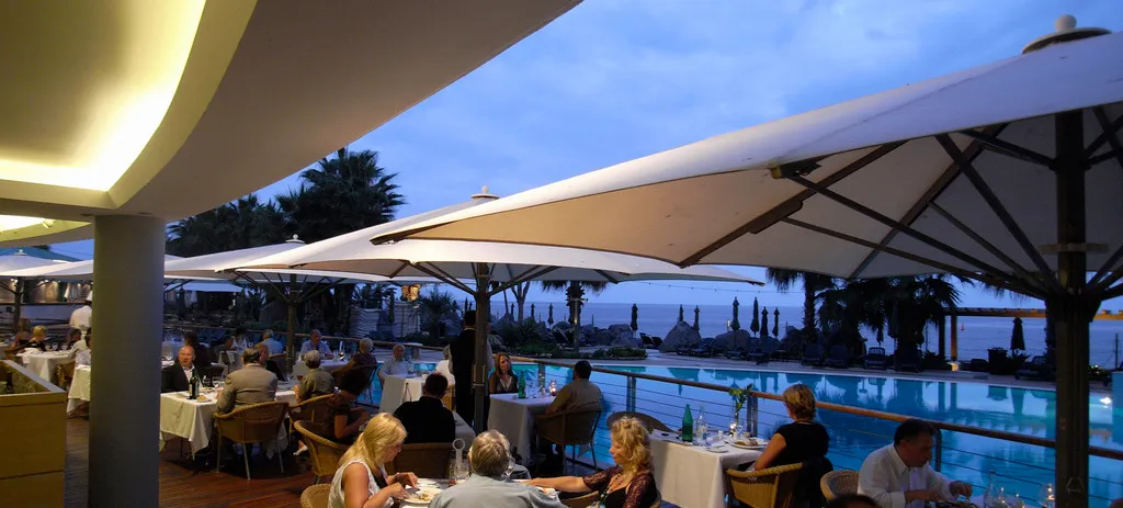 Restaurant, Royal Savoy Madeira, Madeira