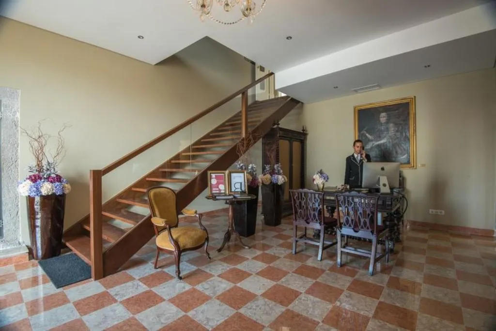 Lobby, Vila Gale Collection Palacio dos Arcos, Lisbon