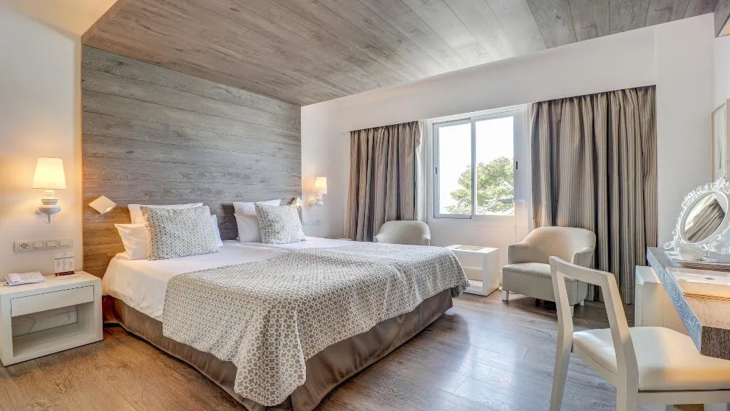 DOUBLE SEA VIEW Room, Hotel Illa D'or & Club Apartaments, Majorca