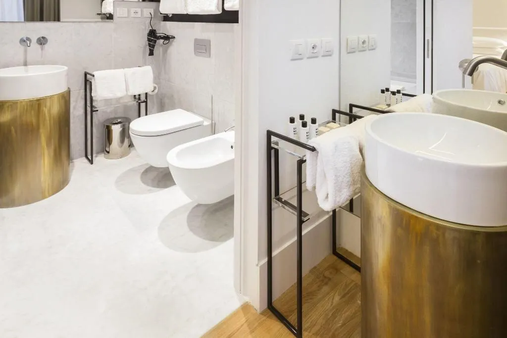 Double or Twin SUPERIOR KING BED Room, Senato Hotel Milano, Milan