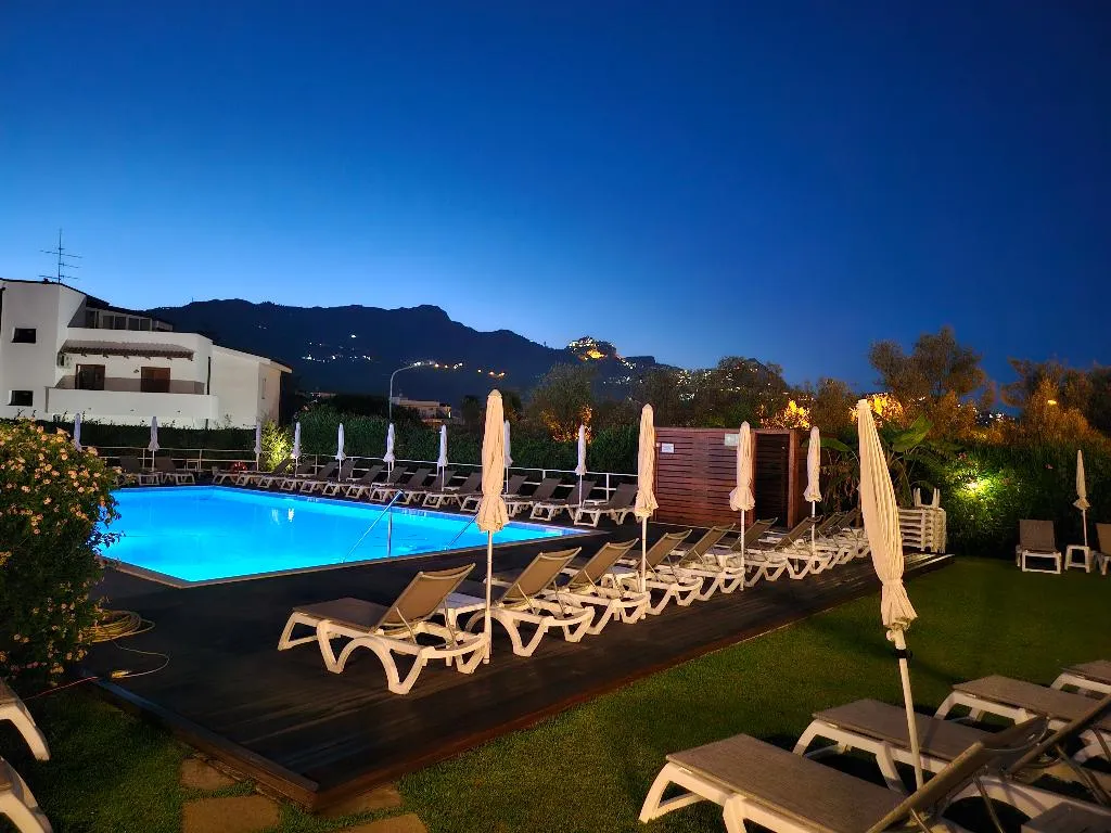 Pool, Residence Villa Giardini, Taormina