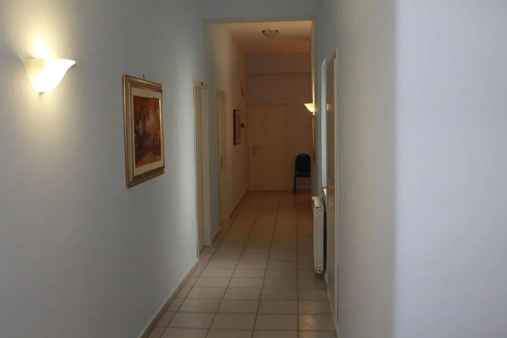 Lobby, Miramare, Catania