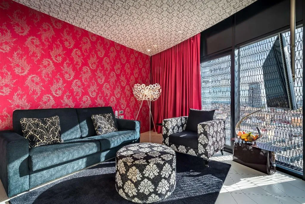 JUNIOR SUITE STANDARD Room, Barcelo Raval, Barcelona