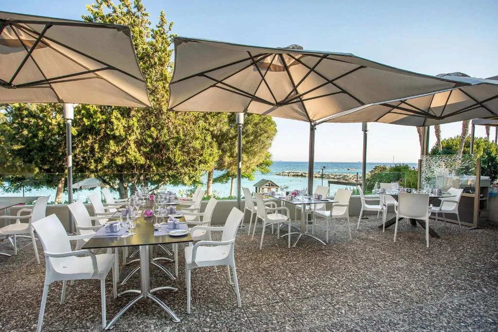 Restaurant, Crowne Plaza Limassol, Cyprus