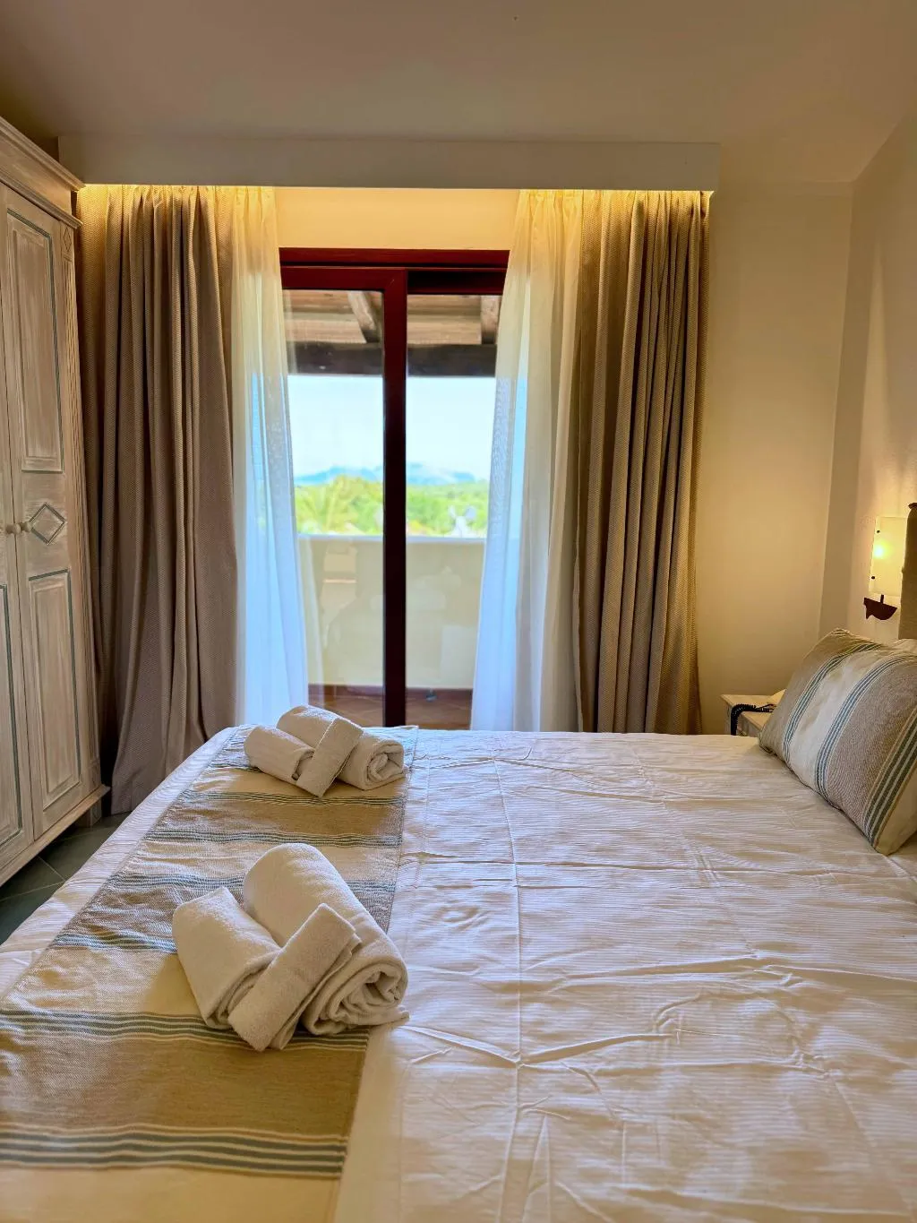 FAMILY ROOM SUPERIOR GARDEN VIEW Room, Hotel Sa Pedra, Olbia