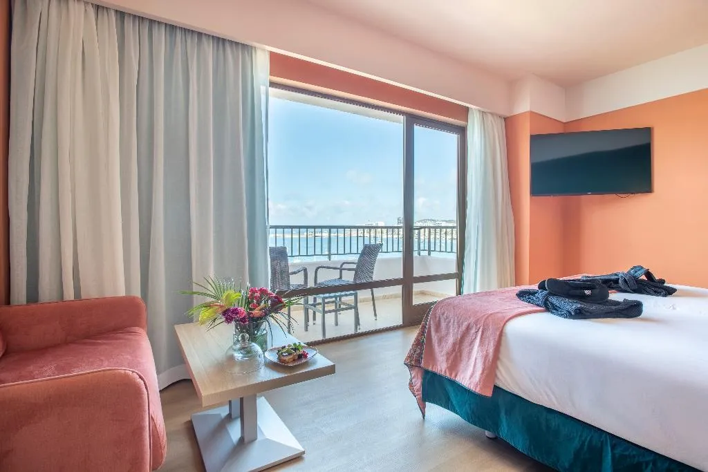 DOUBLE DELUXE Room, NYX Hotel Ibiza - Adults only, Ibiza