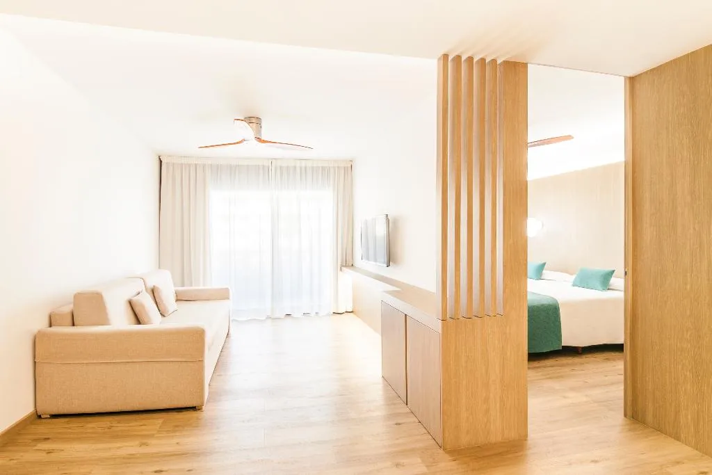 APARTMENT TWO BEDROOMS Room, Parque la Paz, Tenerife