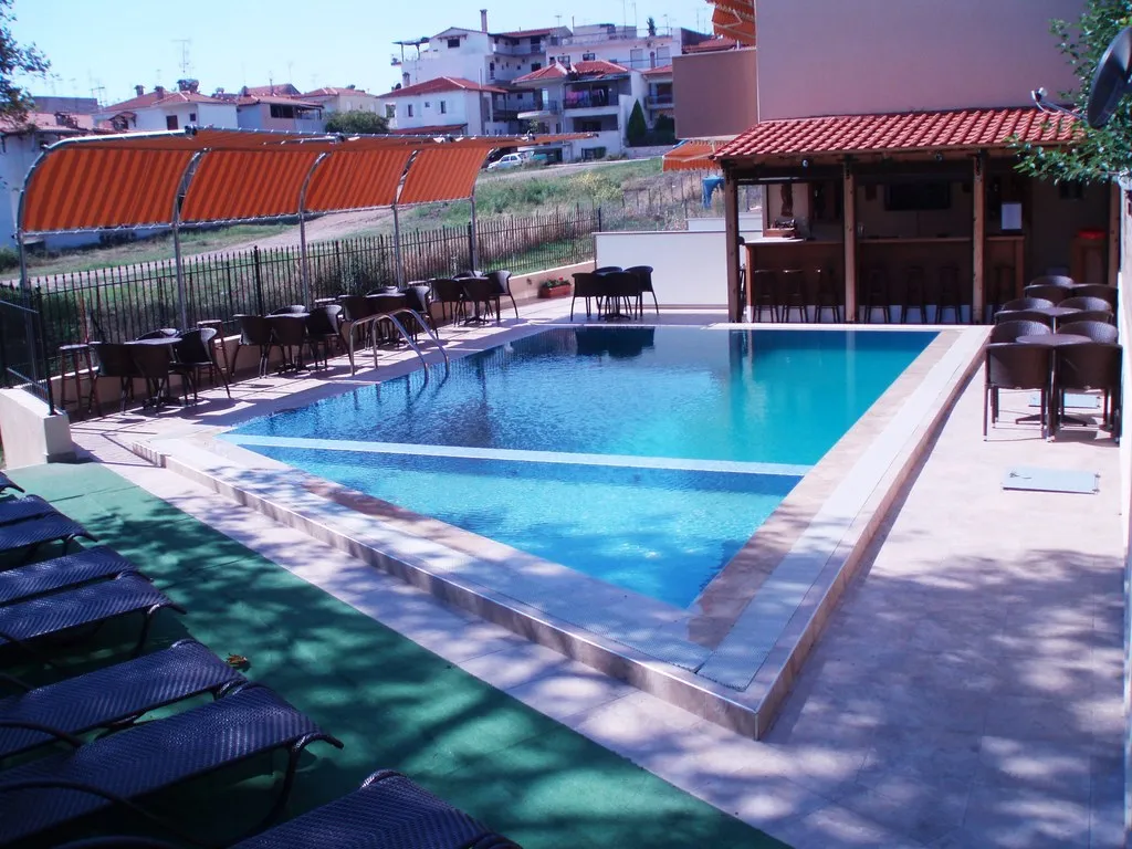 Pool, 4-You Apartments, Thessaloniki