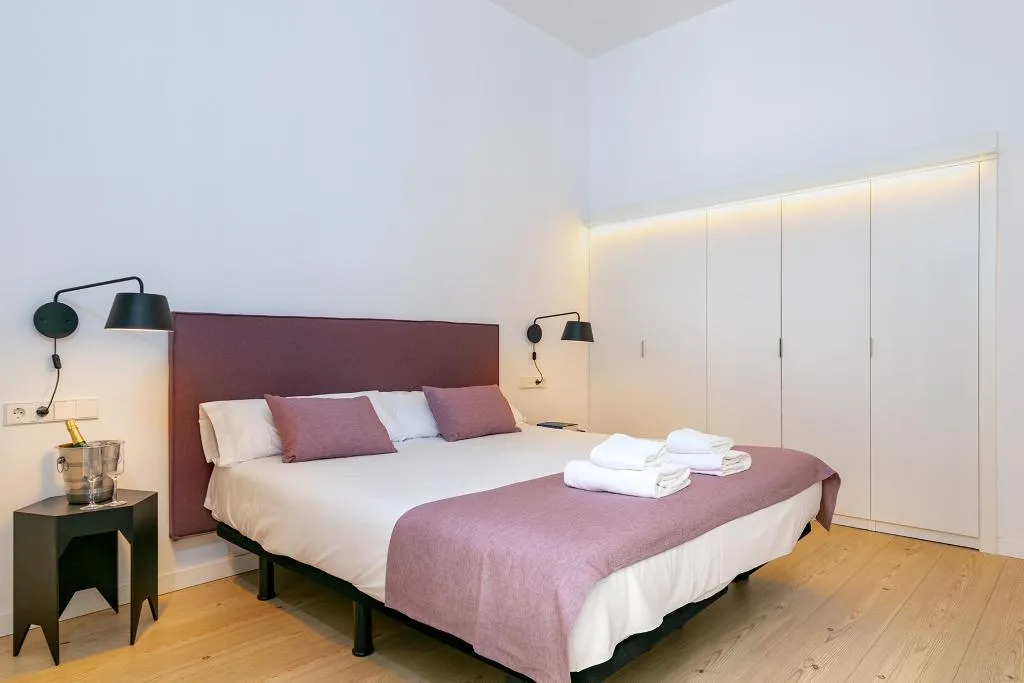 APARTMENT THREE BEDROOMS Room, Holiday Rentals Los Salados, Seville