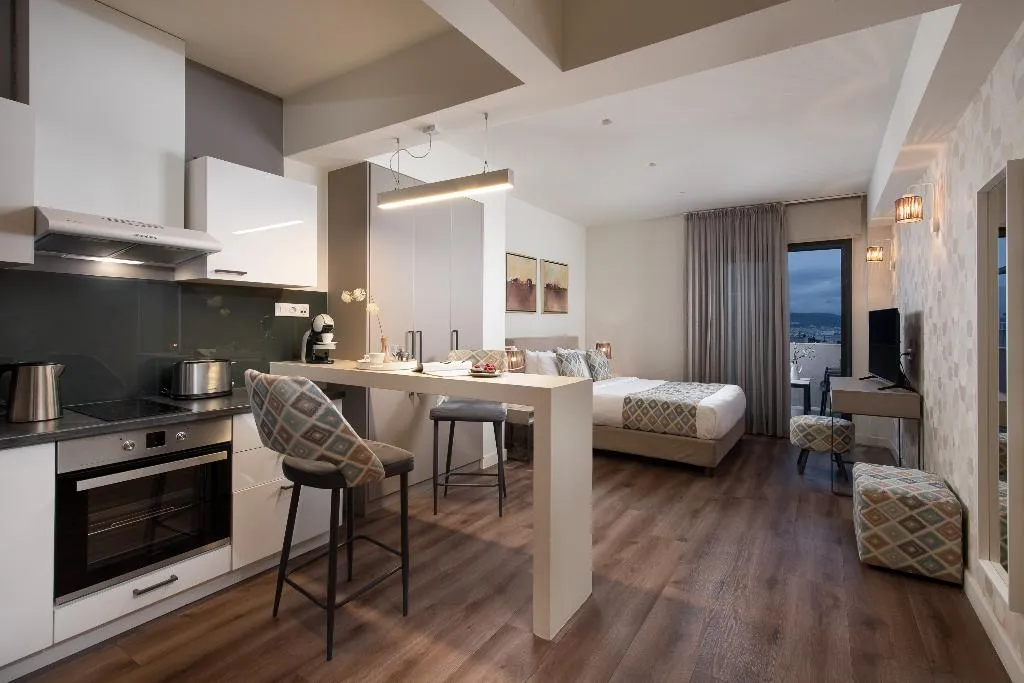 Double or Twin WITH BALCONY Room, The Urban Nest Athens - Suites & Apartments, Athens
