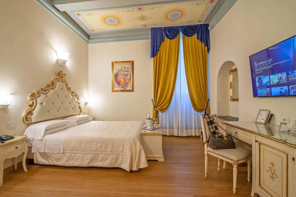 QUADRUPLE STANDARD Room, Porta Faenza, Florence