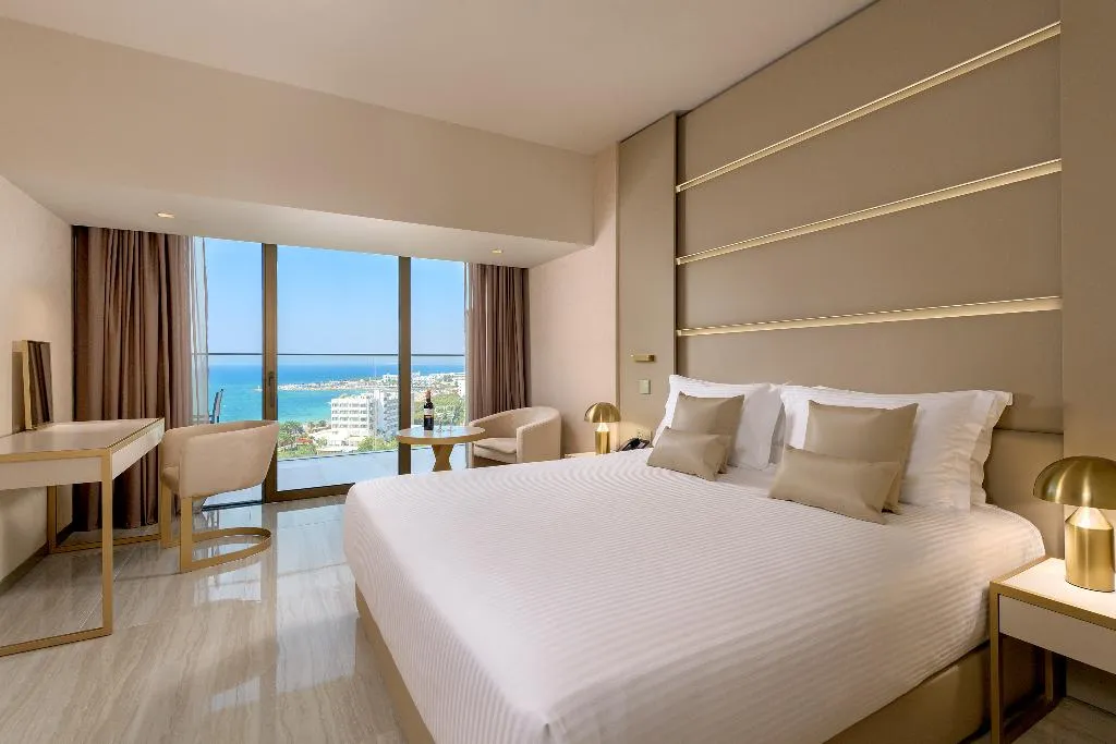 SINGLE DELUXE SEA VIEW Room, Amarande Hotel, Cyprus