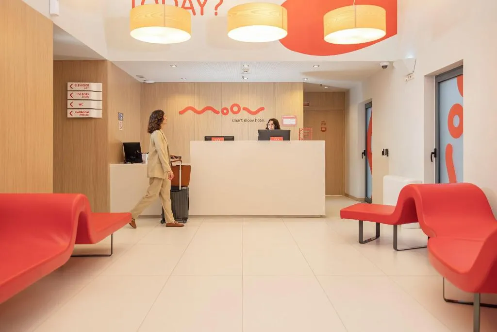 Lobby, Moov Hotel Porto Norte, Porto