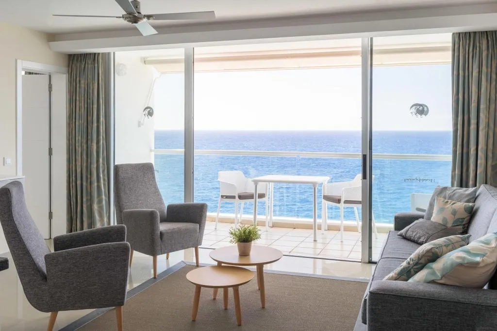 Room, Pearly Grey Ocean Club Apartments & Suites, Tenerife