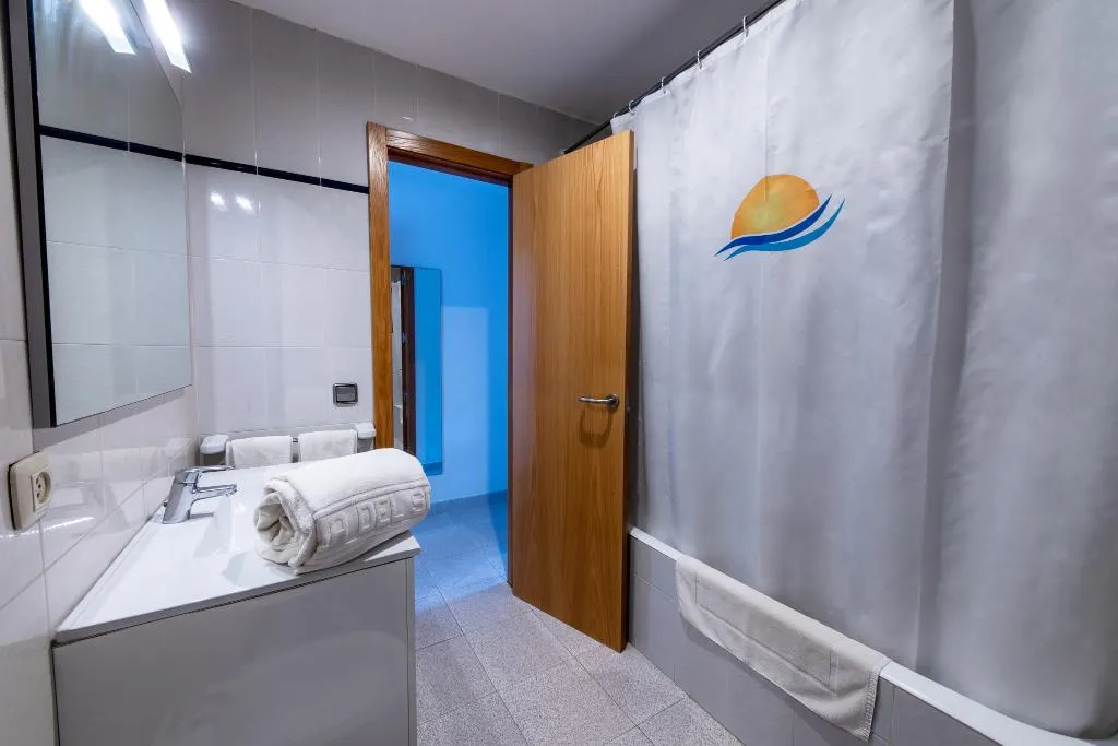 STUDIO WITH BALCONY Room, Isla del Sol, Majorca