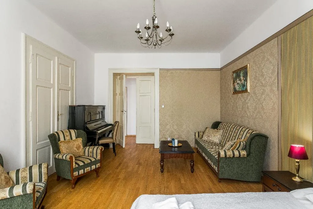 APARTMENT TWO BEDROOMS Room, The Spiski Palace Apartments, Krakow