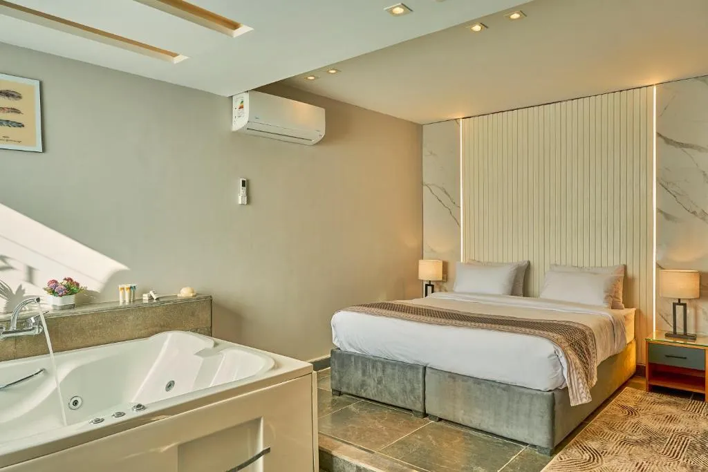 SUITE TWO BEDROOMS ONE BATHROOM Room, Khan Duidar Inn - Pyramids View Rooftop, Cairo